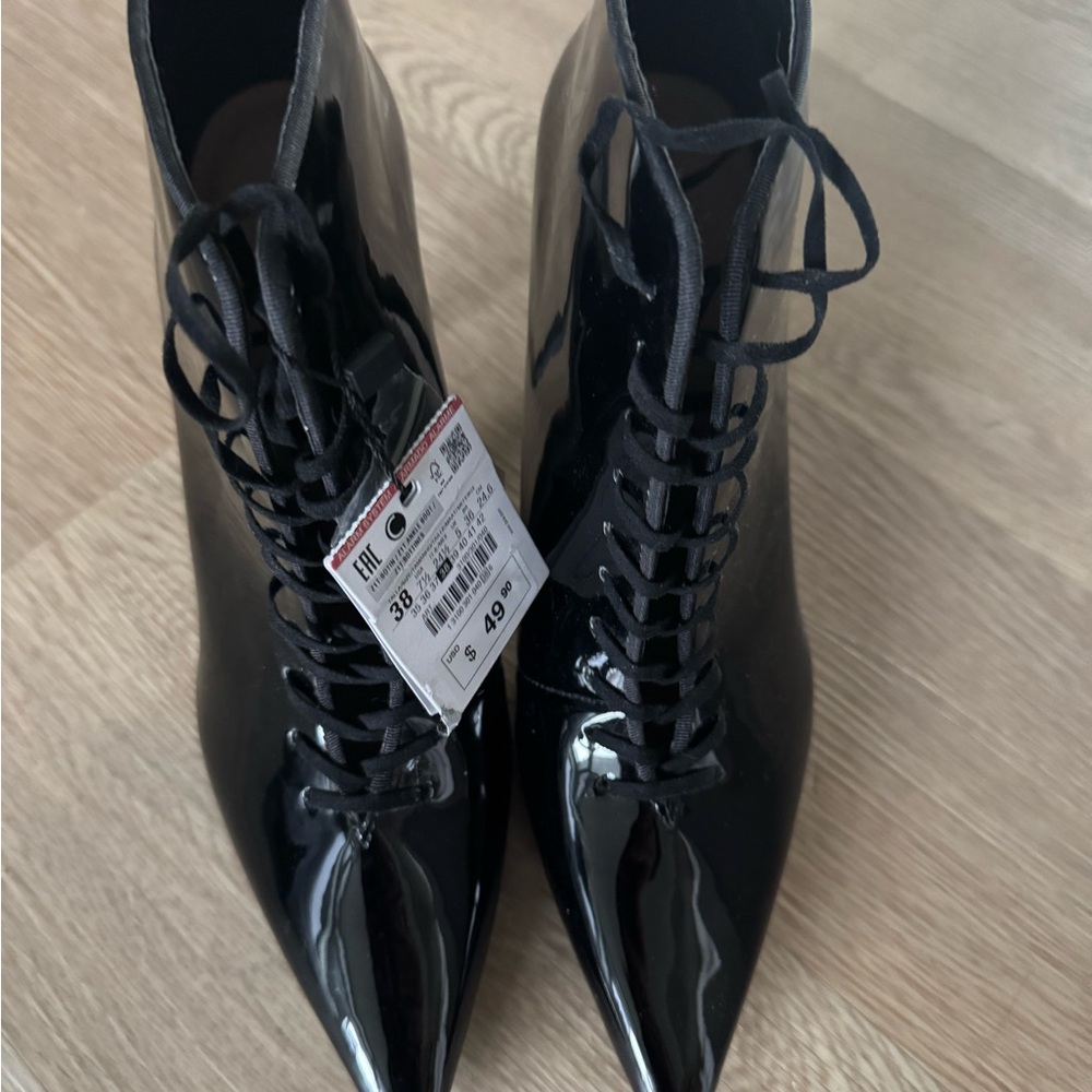 Elegant Black Women's Lace-Up Shoes